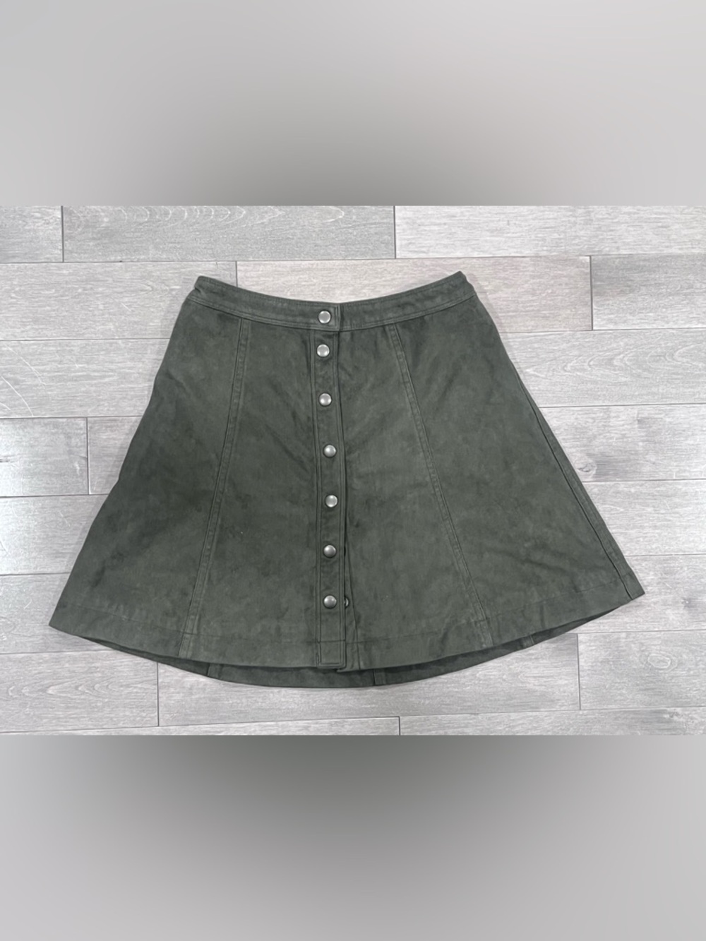 Abercrombie & Fitch Olive Faux Suede Snap Front A-Line Mini Skirt Sz 0